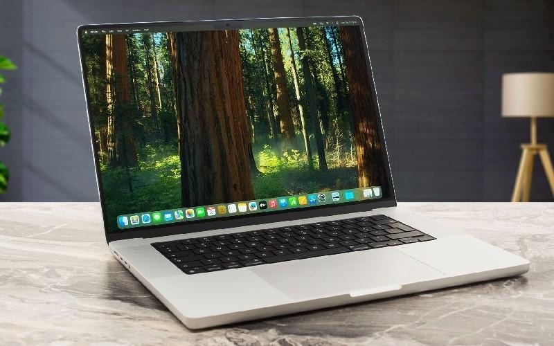 مک بوک M4 Max برای مهندسان