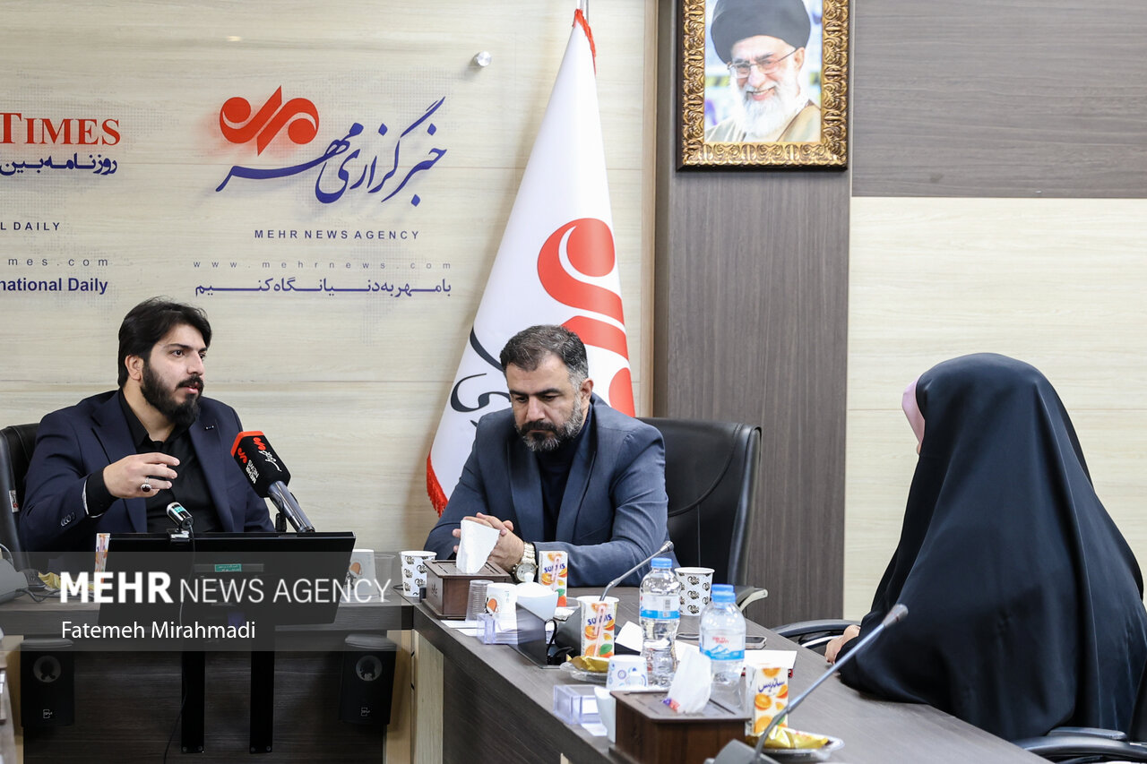 بازتاب اجلاس پیرغلامان حسینی فراتر از مرزهای ایران است بازتاب اجلاس پیرغلامان حسینی فراتر از مرزهای ایران است؛تقدیر از بانوان