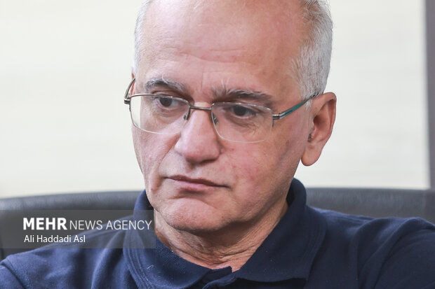 الگوی کار تلویزیون شابلونی نیست؛ گنگسترهایی که خلافشان سیگار کشیدن بود