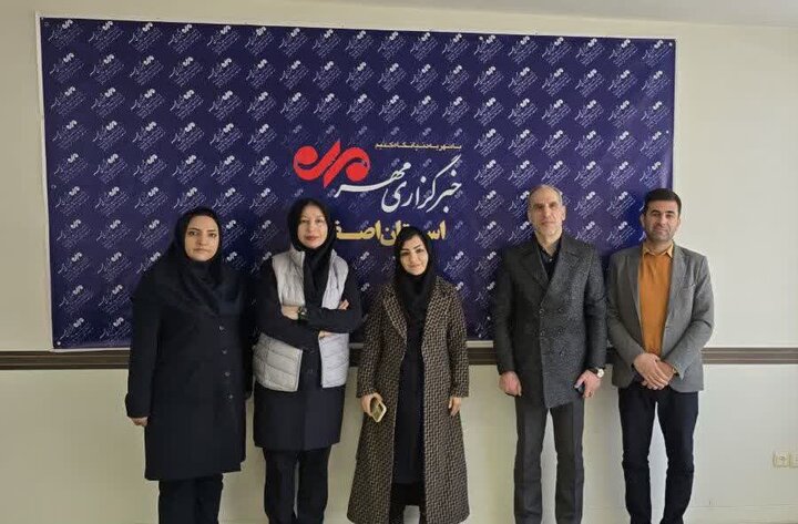 نجات زاینده‌رود و منابع زیرزمینی نیازمند همراهی مردم و مسئولان است