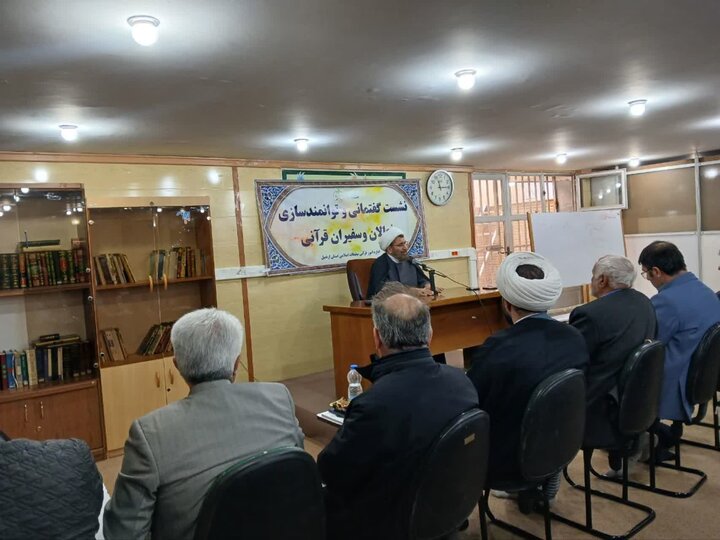 همایش«طلایه‌داران تبلیغ»؛هم‌افزایی مبلغان برای جهاد تبیین در ماه رمضان