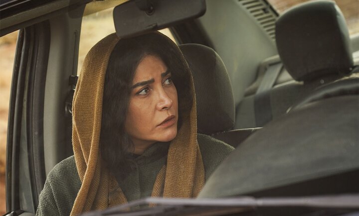 وقتی «سقف» فرو می‌ریزد اما امید رنگ نمی‌بازد؛ چالش‌های فرمی محافظه‌کار