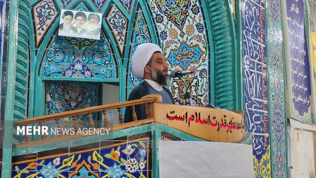 مدرسهای رو به آسمان؛ شهدای میناب نباید فراموش شوند مدرسهای رو به آسمان؛ شهدای میناب نباید فراموش شوند