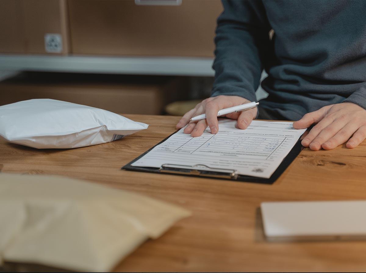 نقش تیم تخصصی در کاهش ریسک ترخیص کالا