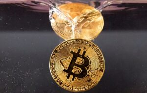 سبقت بزرگ بیتکوین از طلا و بورس فناوری آمریکا سبقت بزرگ بیتکوین از طلا و بورس فناوری آمریکا