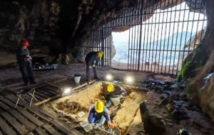 ثبت جهانی مکان‌های پیش از تاریخ دره خرم‌آباد