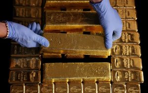 گزارش مرکز مبادله از جلسات حراج شمش‌ طلا/ ۱۷۴۰ کیلوگرم شمش از ابتدای سال فروخته شده است