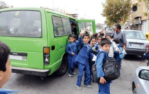 استقبال از مهر با شناورسازی ساعات کاری ادارات و حمل‌ونقل رایگان برای دانش‌آموزان