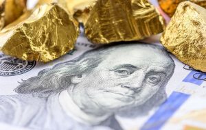 امروز در بازار طلا و ارز چه گذشت؟ / آخرین قیمت سکه و دلار