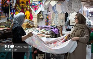 بازارچه مشاغل خانگی زنان در کاشان افتتاح شد