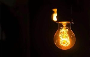 برق ۶ هزار مشترک هرمزگانی قطع است