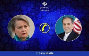 تماس تلفنی وزیر امور خارجه انگلیس با عراقچی تماس تلفنی وزیر امور خارجه انگلیس با عراقچی