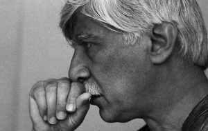 حسرت تئاتر ایران از دوری بهرام بیضایی ابدی شد؛ زمان به احترامش ایستاد!