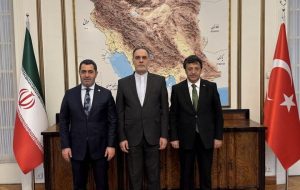دیدار سفیر ایران در آنکارا با رئیس گروه دوستی ایران و ترکیه