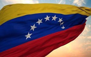 رسانه آمریکایی مدعی تخلیه خانواده‌های دیپلمات‌های روسیه از ونزوئلا شد