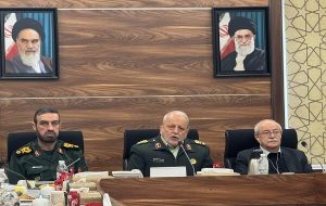 شهید سلیمانی فرمانده محوری جریان مبارزه با سلطه غرب در منطقه بود شهید سلیمانی فرمانده محوری جریان مبارزه با سلطه غرب در منطقه بود