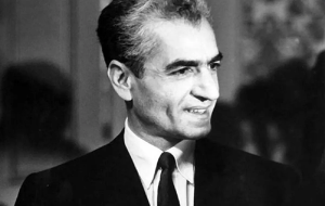 مراسم عروسی محمدرضا پهلوی و فرح دیبا در کاخ گلستان در سال ۱۳۳۸ + عکس مراسم عروسی محمدرضا پهلوی و فرح دیبا در کاخ گلستان در سال ۱۳۳۸ + عکس