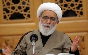 مسائل بانکداری در کانون درس خارج حوزه قرار گیرد؛ ضرورت خوداتکایی حوزه