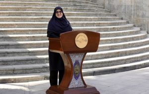 مهاجرانی: فردا ادارات و مدارس با ۲ ساعت تأخیر آغاز به کار می‌کنند