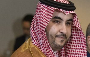 هشدار وزیر دفاع عربستان به مزدوران امارات در یمن هشدار وزیر دفاع عربستان به مزدوران امارات در یمن