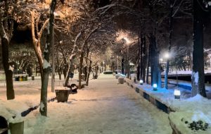 هم اکنون بارش برف در گردنه اسدلی هم اکنون بارش برف در گردنه اسدلی