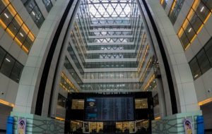 کاهش فشار تقاضا در بازار سهام/ شاخص کل ۶۹۰۰ واحد افزایش یافت