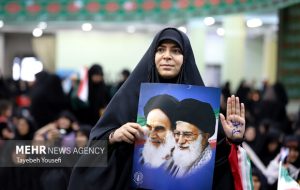 اجتماع بانوان در دفاع از حریم قرآن و ولایت در مسجد جمکران