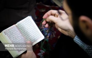 اعتکاف دانش آموزی در هشتبندی هرمزگان