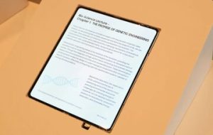 اولین نمایشگر تاشو بدون چینخوردگی سامسونگ بهنمایش درآمد اولین نمایشگر تاشو بدون چینخوردگی سامسونگ بهنمایش درآمد