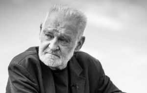 بلا تار کارگردان مجار از دنیا رفت