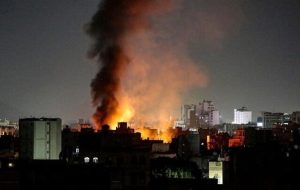 جنگندههای سعودی مقر مزدوران امارات را بمباران کردند جنگندههای سعودی مقر مزدوران امارات را بمباران کردند