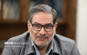 شمخانی: دست مداخلهگر پیش از رسیدن قطع خواهد شد شمخانی: دست مداخلهگر پیش از رسیدن قطع خواهد شد