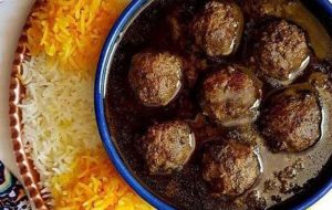 طرز تهیه خورش فسنجان مجلسی با گوشت قلقلی طرز تهیه خورش فسنجان مجلسی با گوشت قلقلی