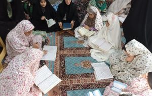 پناه بردن به مسجد و خلوت با خدا، عملی‌ترین نقد بر سبک زندگی غربی است