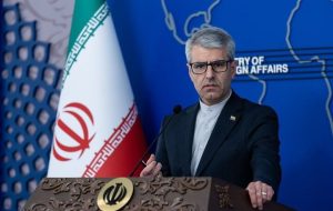گفتگوی تلفنی سخنگوی وزارت امور خارجه با سفیر ایران در کاراکاس گفتگوی تلفنی سخنگوی وزارت امور خارجه با سفیر ایران در کاراکاس