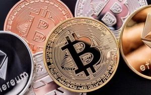 آخرین قیمت رمزارزها امروز ۳ بهمن ۱۴۰۴/ نزول بیتکوین ادامه دارد آخرین قیمت رمزارزها امروز ۳ بهمن ۱۴۰۴/ نزول بیتکوین ادامه دارد