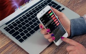 اعتراض کسب و کار‌های مجازی به قطع اینترنت/ بازار شب عید را از دست می‌دهیم