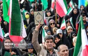 افزایش ۸۰ درصدی حضور قمی ها در راهپیمایی ۲۲ بهمن نسبت به سال ۱۴۰۳ افزایش ۸۰ درصدی حضور قمی ها در راهپیمایی ۲۲ بهمن نسبت به سال ۱۴۰۳