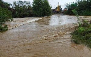 بارش ۷۵ تا ۱۰۰ میلیمتری در برخی حوضه‌های آبریز