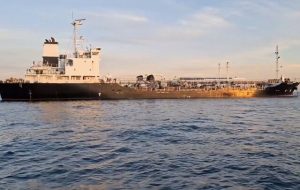 توقیف دو شناور متخلف قاچاق سوخت در خلیج فارس