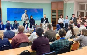 جلالی: مردم ایران در چند دهه گذشته با انواع تهدیدها مواجه شده‌اند