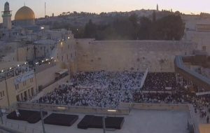 حماس: اخراج ائمه و خطیبان مسجد الاقصی جنایتی تازه علیه این مسجد است حماس: اخراج ائمه و خطیبان مسجد الاقصی جنایتی تازه علیه این مسجد است