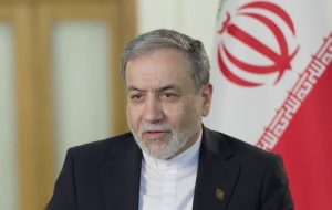 عراقچی: مذاکرات روز جمعه در مسقط برگزار می شود