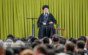 مردم تبریز با رهبر انقلاب دیدار کردند