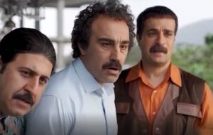 نقی معمولی در پشت صحنه سریال پایتخت + عکس