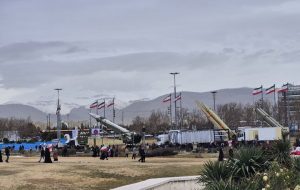 نمایش انواع موشک‌ در مسیر راهپیمایی ۲۲ بهمن در تهران