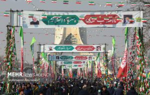 چرا حضور در راهپیمائی ۲۲ بهمن امسال بیش از همیشه اهمیت دارد؟