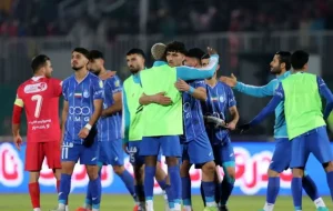 واکنش تند پرسپولیس به ادعای قهرمانی استقلال در شرایط جنگی