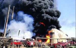 آتش‌سوزی گسترده در یک پالایشگاه در آستانه افتتاح/ ماجرا چه بود؟