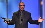 ادی مورفی با جایزه یک عمر دستاورد هنری تجلیل شد؛ این مرد بامزه است!